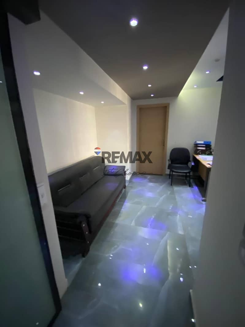 5 2fce7167-231c-48d6-a3c5-a13bc932d689. jpg