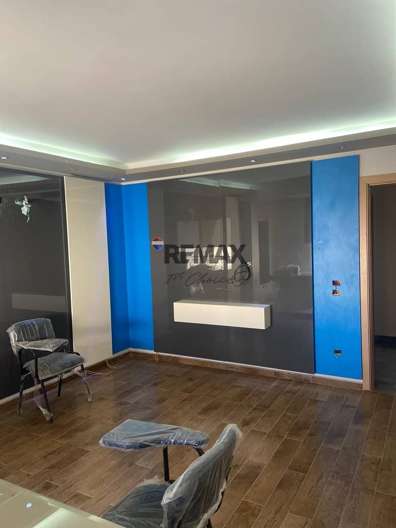 10 951aae09-9bda-4cfe-b5b8-8e964fd832df. jpg