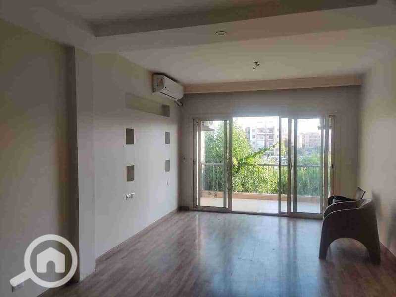 1000676061. jpg 1000676061. jpg