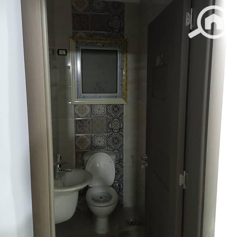 2 99fc3c2f-19e1-41dd-9516-2030d2c942f2. jpeg