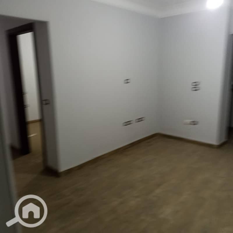 4 fd0a3a6b-4796-40a6-90bd-d3262570a398. jpeg