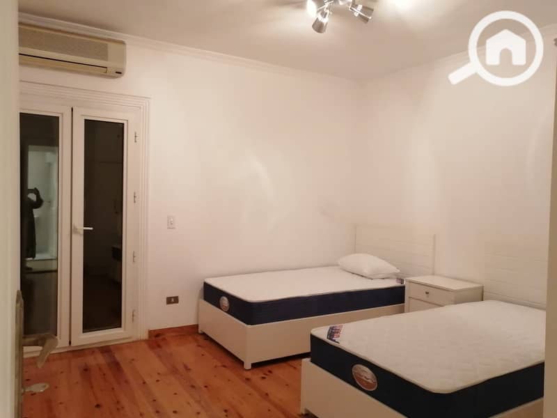 4 bf8aa419-dedc-4883-8128-e4c455ebd88d. jpeg