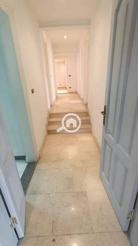 8 dca810ff-fa69-4a39-929c-3b1fe6ff39ef. jpeg