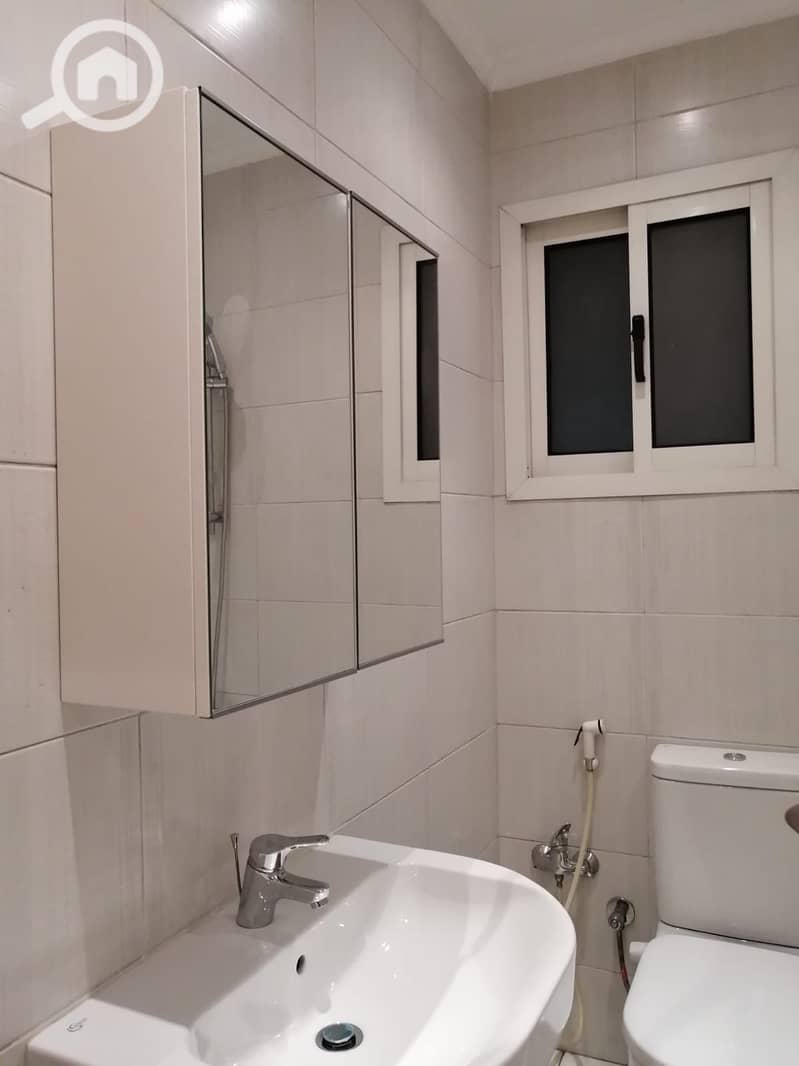 15 47c0be73-97f2-4715-a540-37bb7ab8042e. jpeg