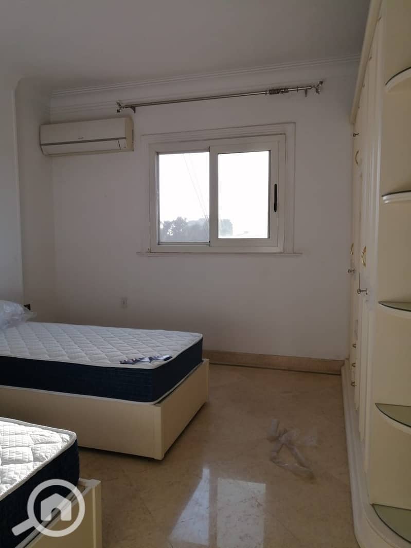 16 64c3637e-ceba-4414-bdd4-19aefe42e9bc. jpeg