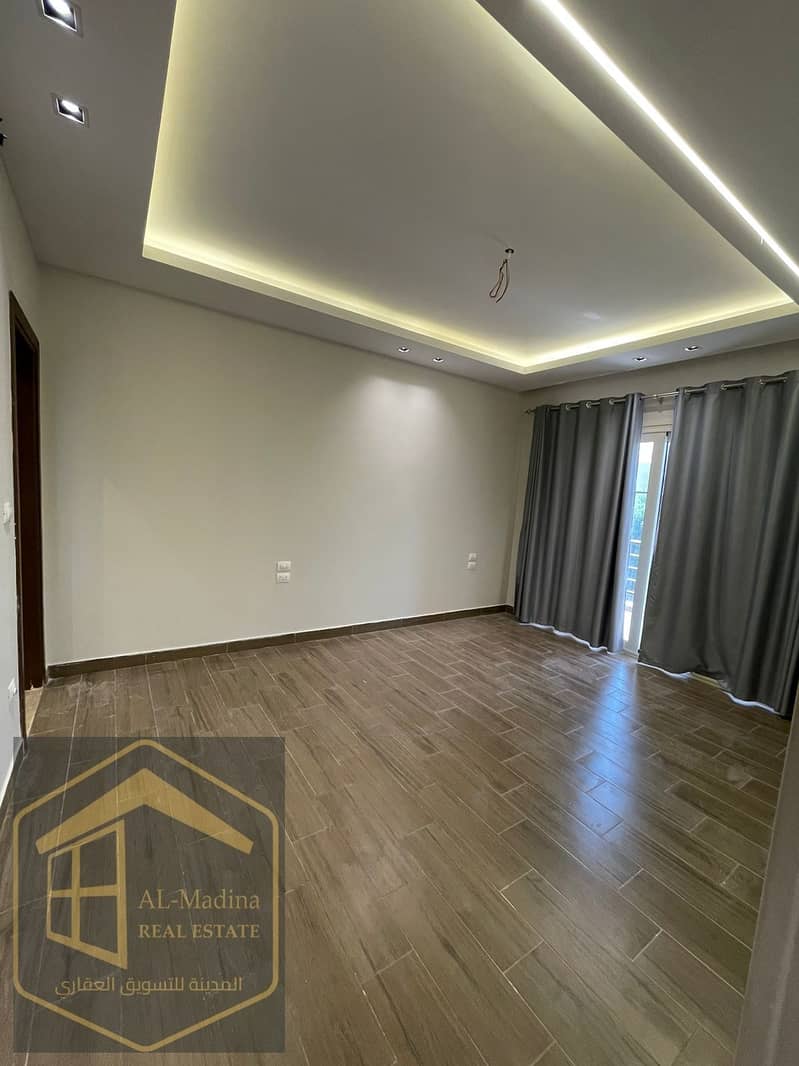 6 WhatsApp Image 2025-11-27 at 16.17. 18 (2). jpeg