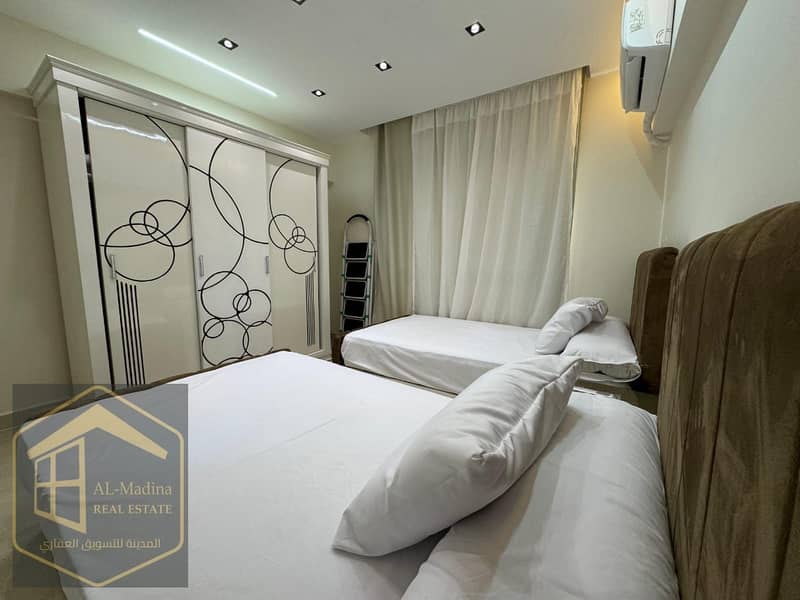 5 WhatsApp Image 2025-11-29 at 19.36. 50 (1). jpeg