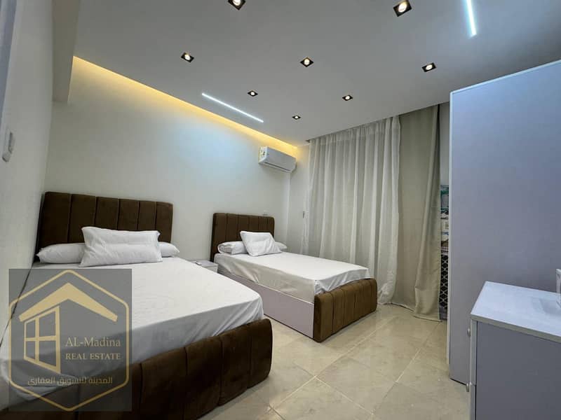 6 WhatsApp Image 2025-11-29 at 19.36. 51 (1). jpeg