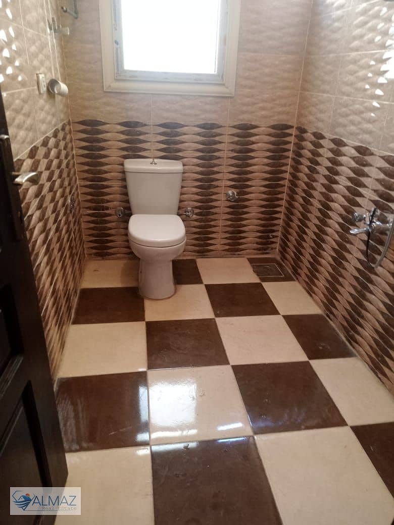 5 WhatsApp Image 2025-11-29 at 4.55. 01 PM. jpeg