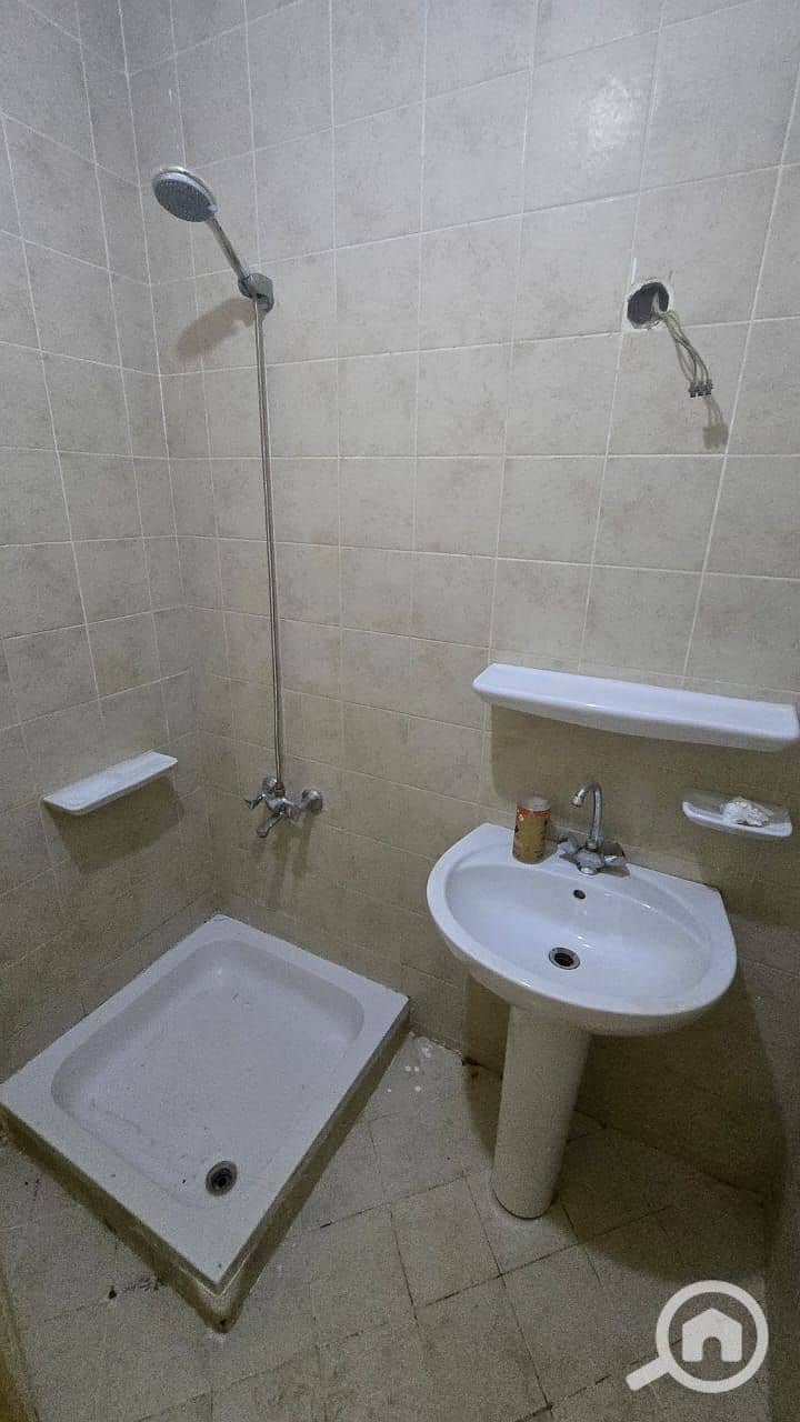 6 4a00281b-0b97-4130-b7c4-f5532ecd03fc. jpg