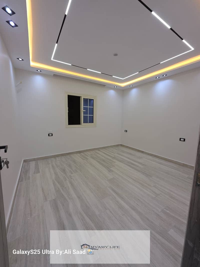 12 WhatsApp Image 2025-11-27 at 4.12. 29 PM. jpeg