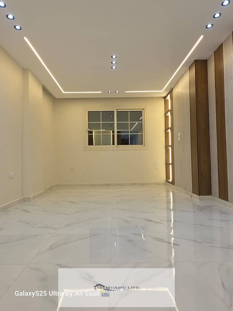 5 WhatsApp Image 2025-11-27 at 7.57. 58 PM (1). jpeg