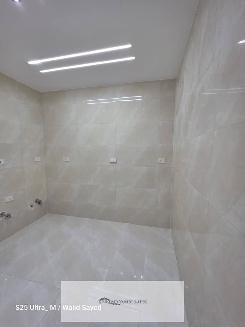 12 WhatsApp Image 2025-11-19 at 1.30. 03 PM. jpeg