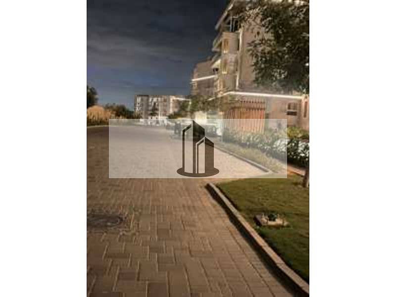 2 67ced5206a911373288727. jpg