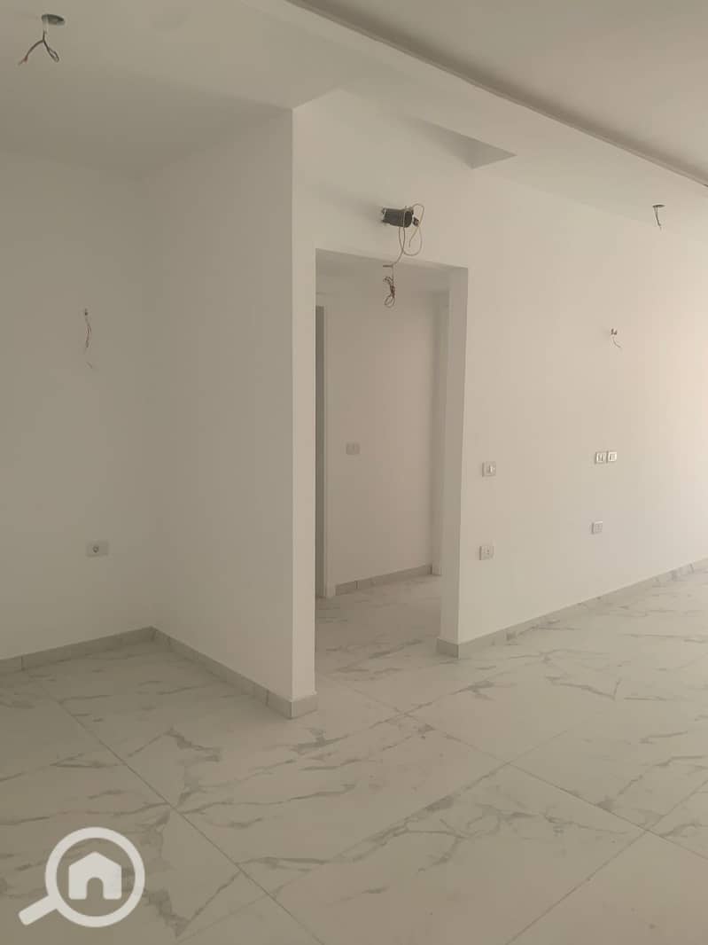 8 1c2eab72-f91a-42eb-8758-ddb21629957c. jpg