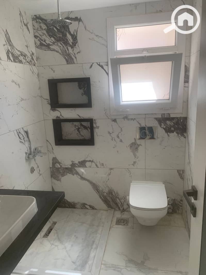 3 48af574b-a729-4bd5-9112-89e036f72d40. jpg