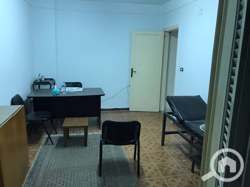 2 3eb40fb2-8a54-4f4b-a882-7b2d5c7510dc. jpeg