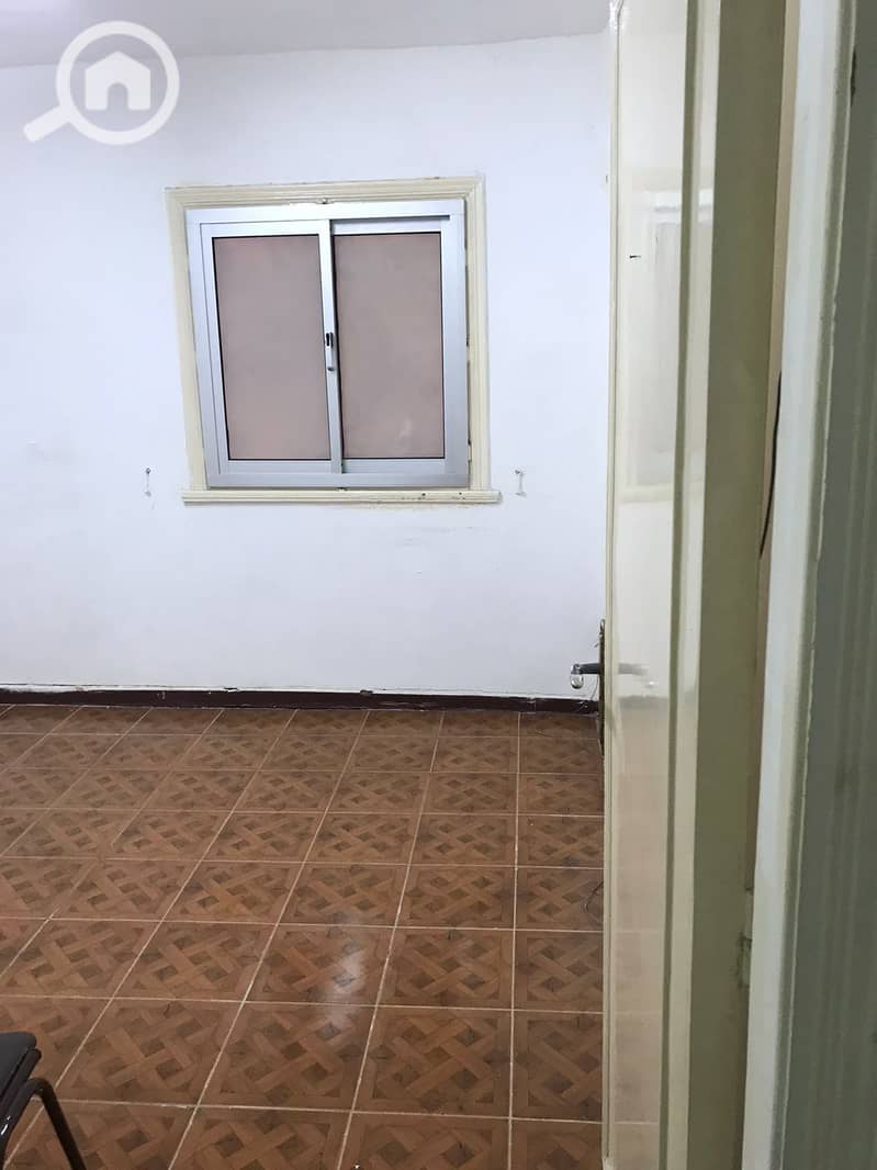 4 1272c947-18af-4f52-8909-864385f5f63c. jpeg