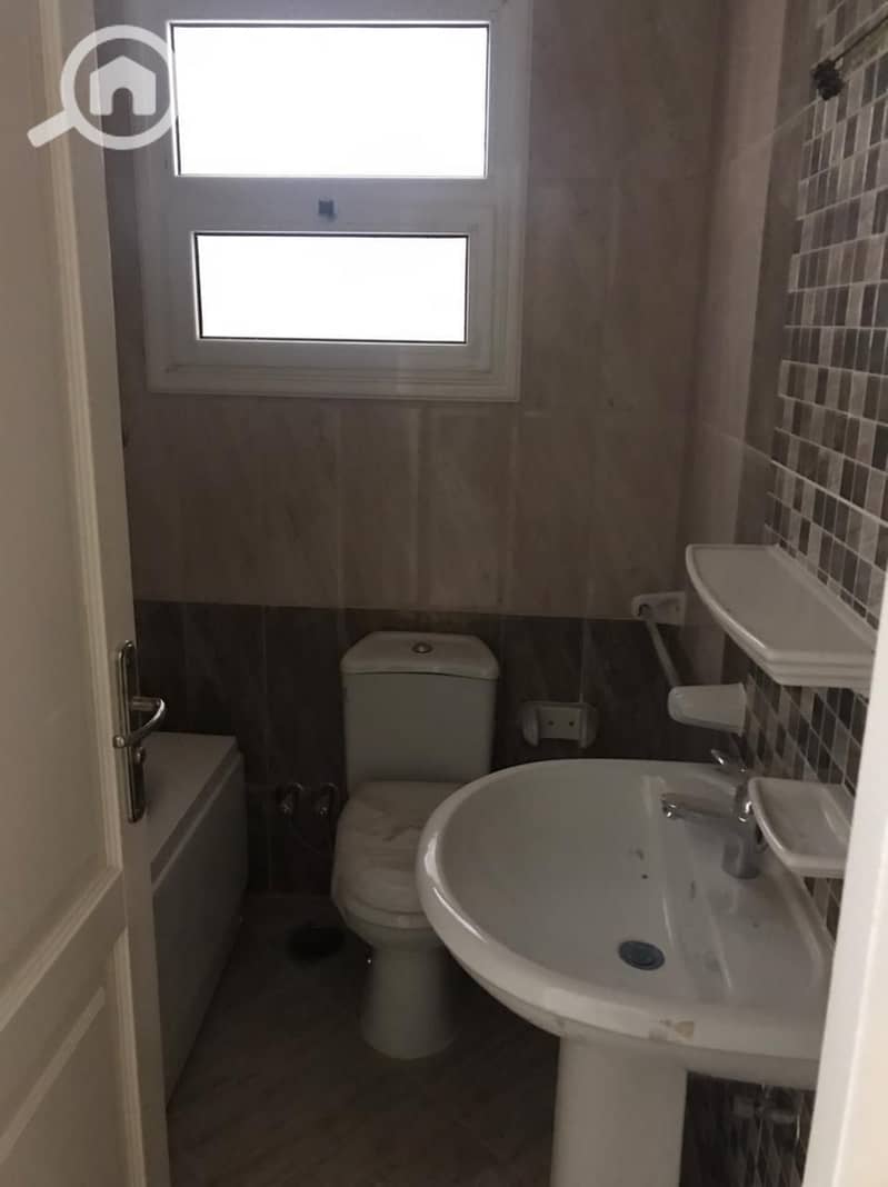 8 531748296_1514866493219353_9166301271741360646_n. jpg