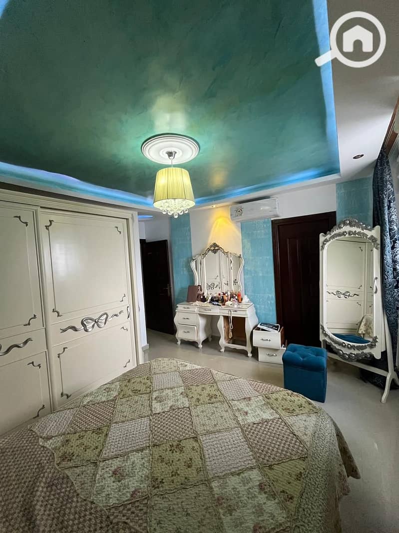 4 fecbb019-7cb4-42c3-bbbe-50c62d1b859b. jpeg