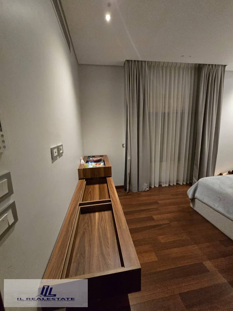 5 2cfdf7b2-8502-4be1-9314-1bf2c25f6483. jpg