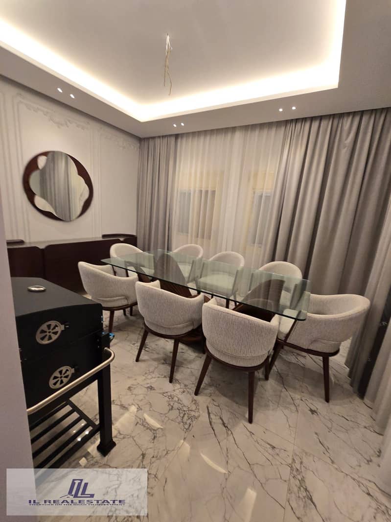 9 8d2908bd-6a4d-4e3d-a353-0a9c21f93fff. jpg