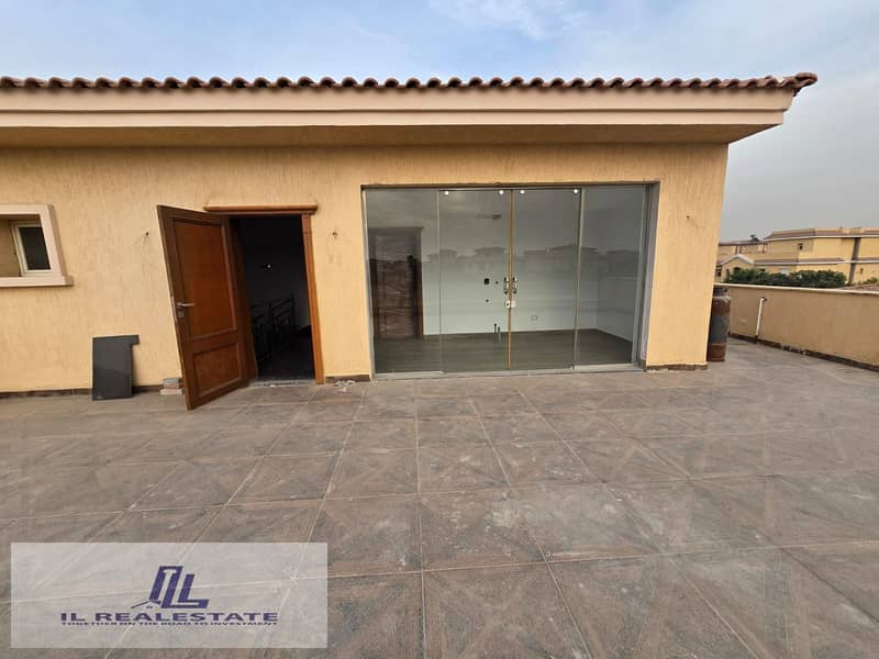 11 16f3e4ad-7b98-4d5d-8cfa-a70c299938b3. jpg