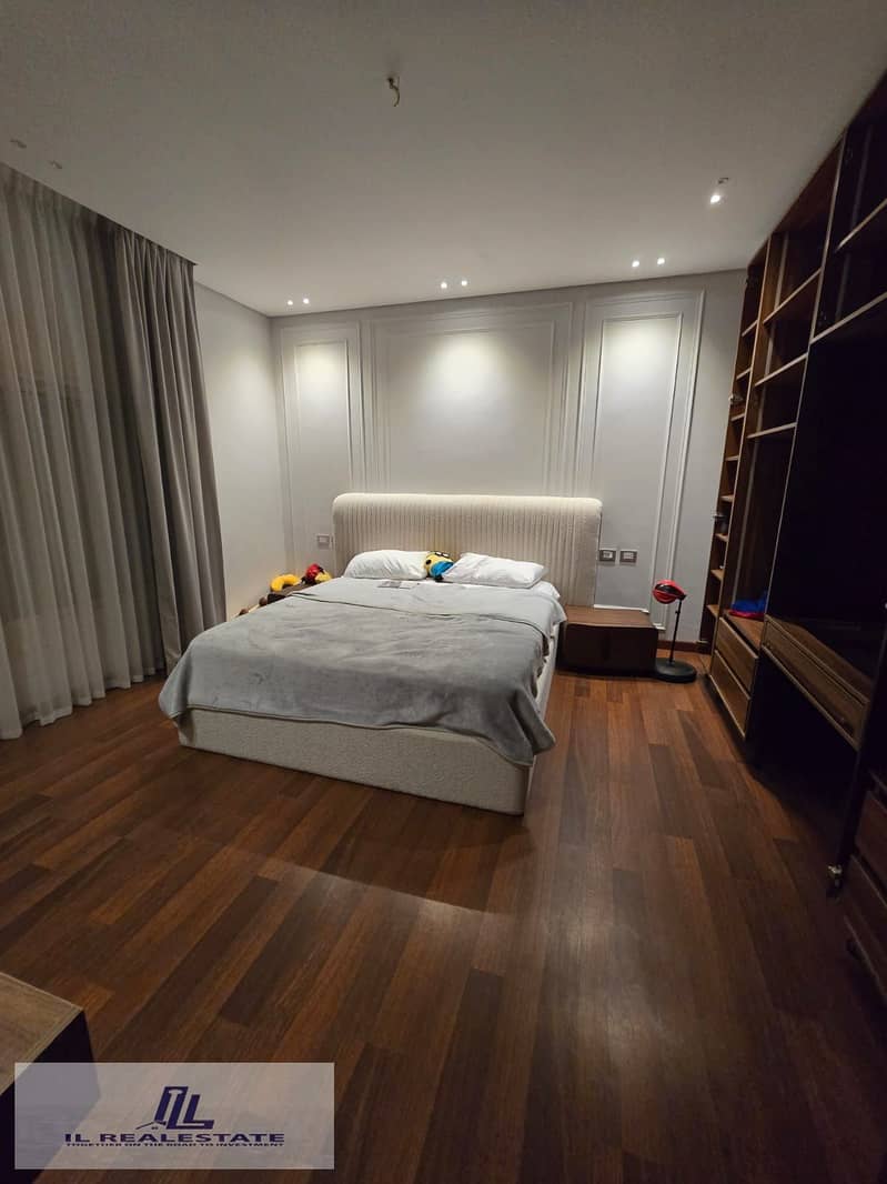 12 20b5099a-57d4-4667-8716-a2cfb607b234. jpg