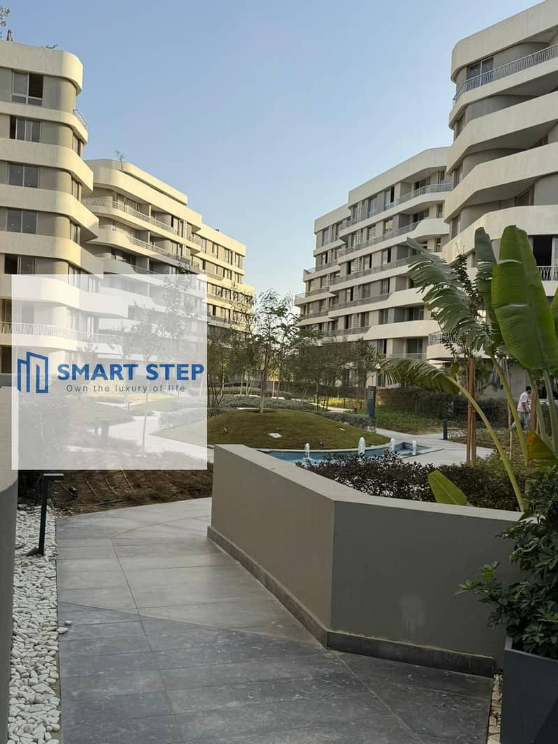 9 e774c5ea-9b58-44c6-85ac-45e94ac981df. jpg