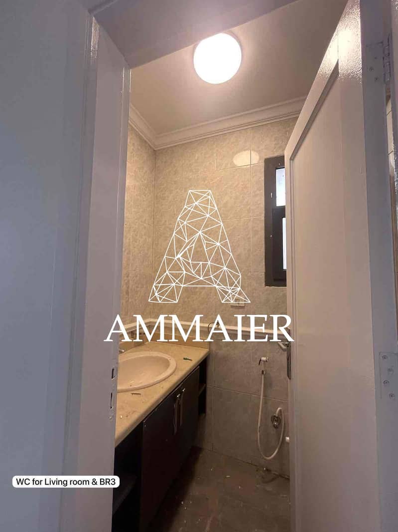 3 811f771b-dd3d-4d2d-b67d-eeb0acbf1a24. jpg