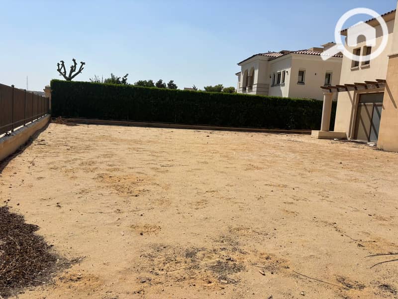 4 03e5a704-3365-4379-93b2-c3483009876c. JPG