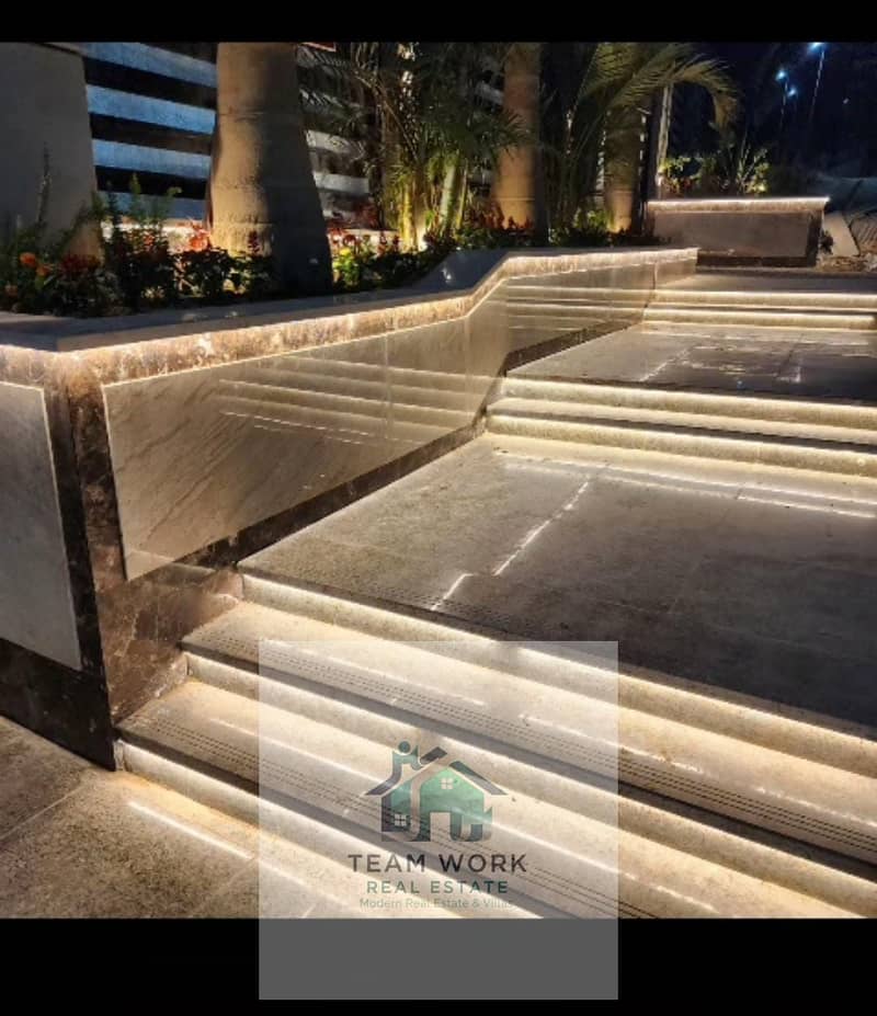 5 fc85fa30-3021-46fc-81fc-57a3d2df5857. jpg