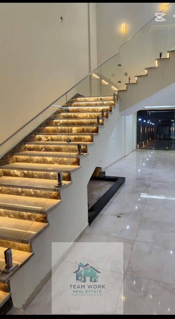 8 51aa5ddf-1459-47d6-b2fa-364227a909af. jpg