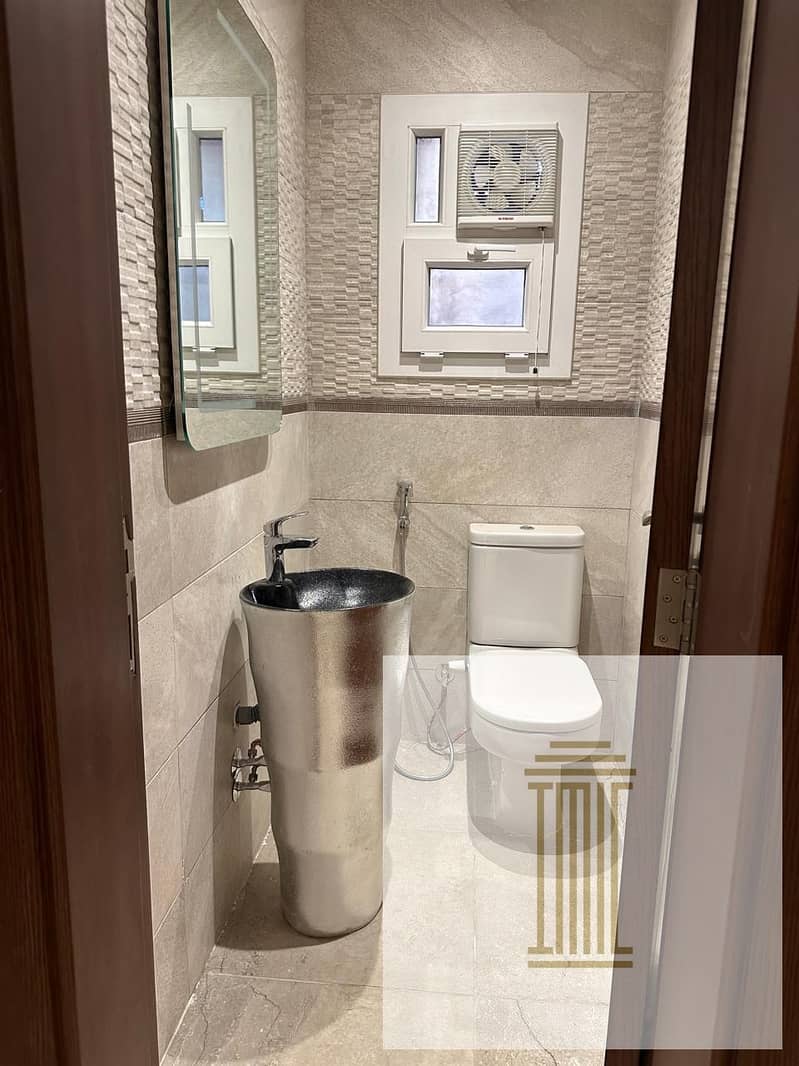 27 WhatsApp Image 2025-11-25 at 6.03. 36 PM. jpeg