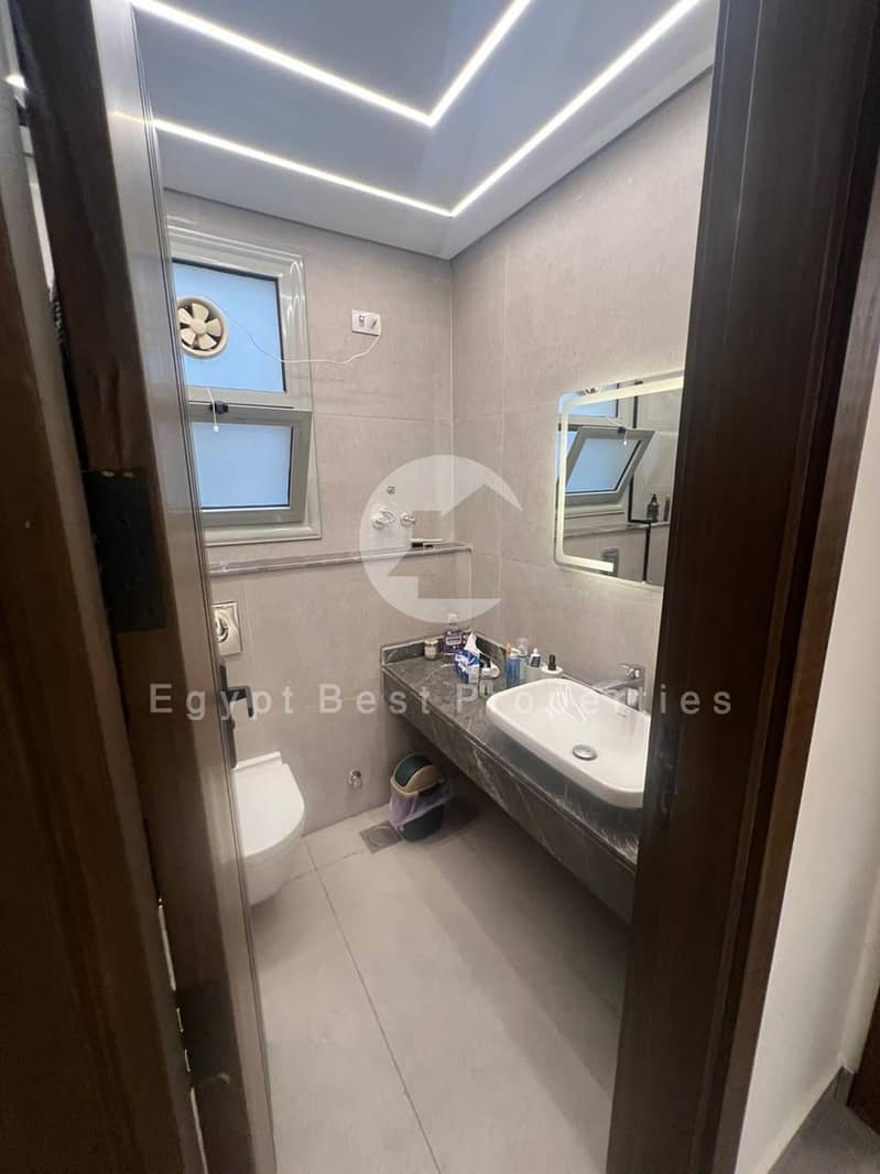 8 WhatsApp Image 2025-11-30 at 12.16. 23_55bd8eaf. jpg