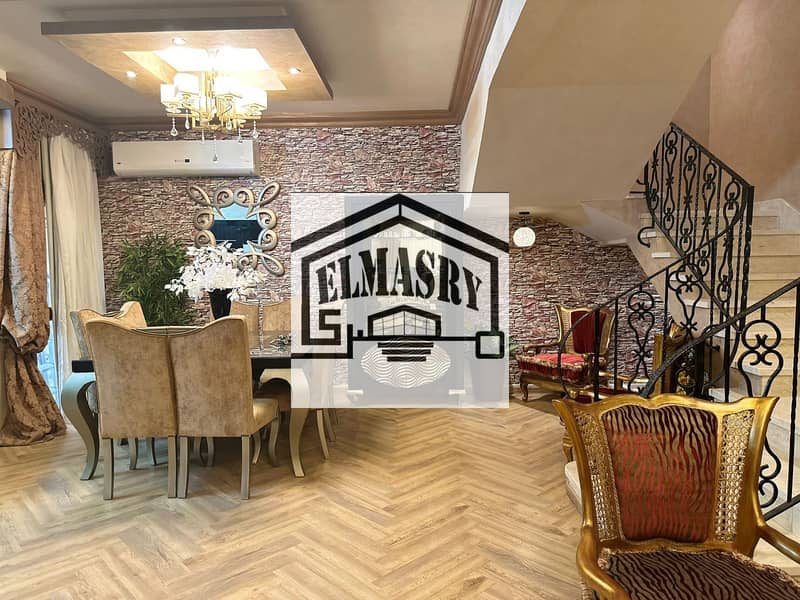 21 e1fc41a8-9b55-4d45-8b9a-72ee0dc8e2a9. jpeg