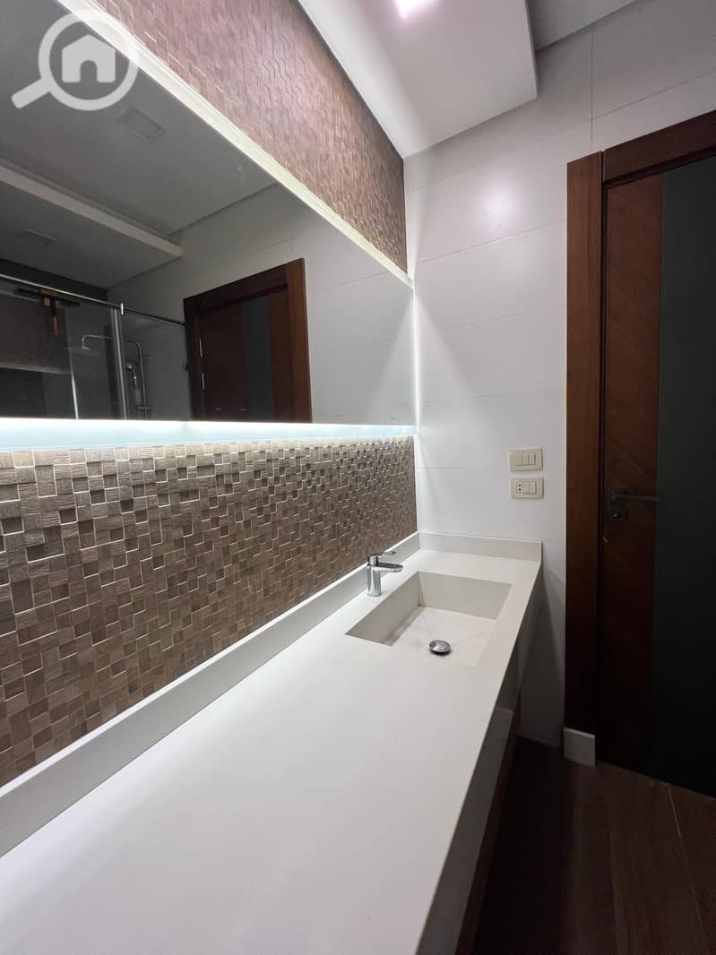 11 WhatsApp Image 2025-11-29 at 8.23. 57 PM (3). jpeg