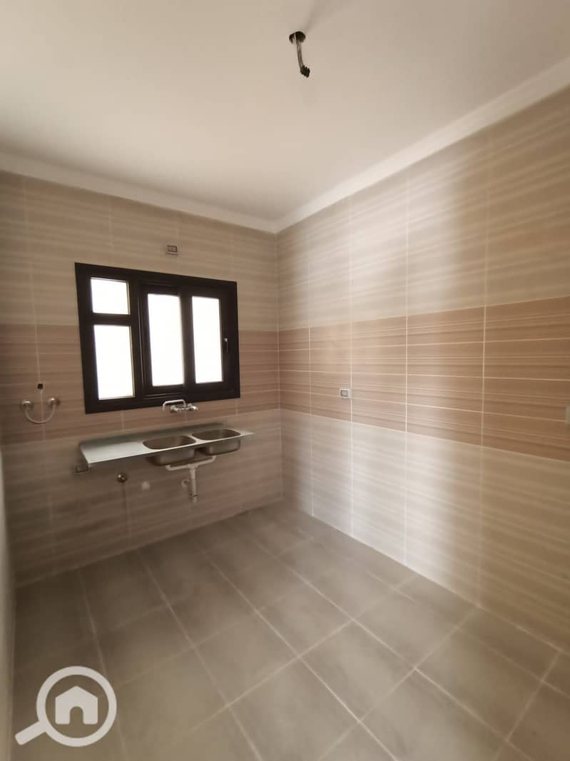 3 WhatsApp Image 2025-04-28 at 6.14. 39 PM (4). jpeg