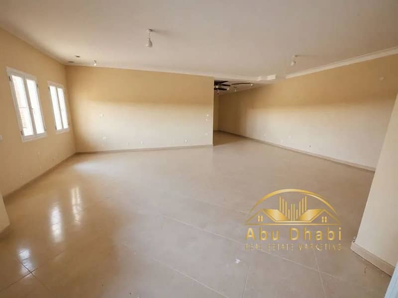 6 548693466_122162159456800390_3640875766230421857_n. jpg