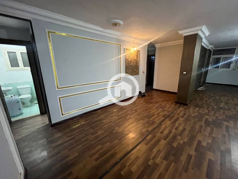 3 1534f0da-1d60-4008-96a8-6a6aeab76d4a. jpeg