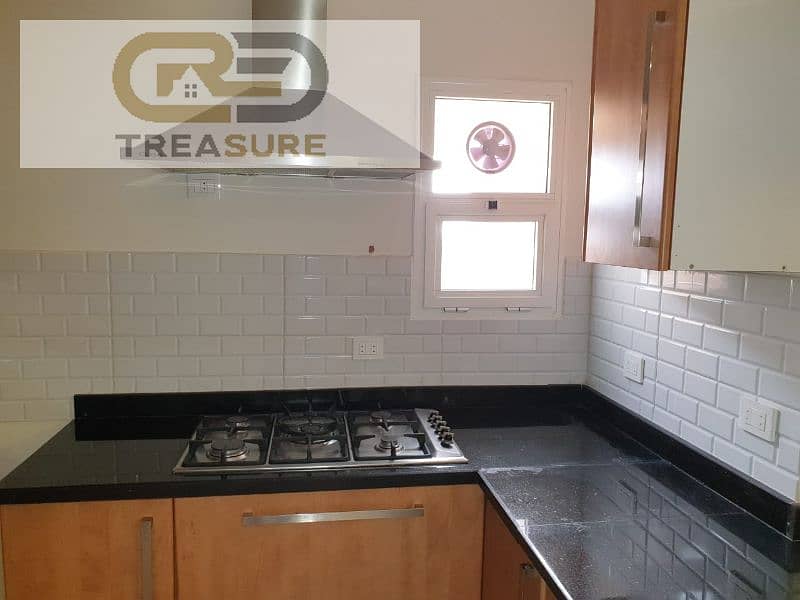 10 WhatsApp Image 2025-11-18 at 1.12. 18 PM (1). jpg