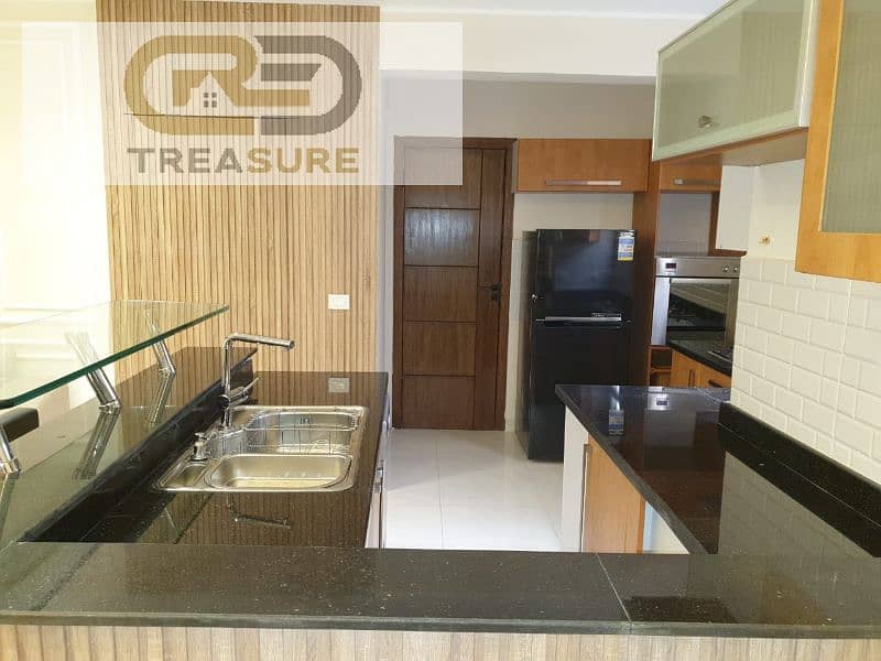 12 WhatsApp Image 2025-11-18 at 1.12. 19 PM (1). jpg