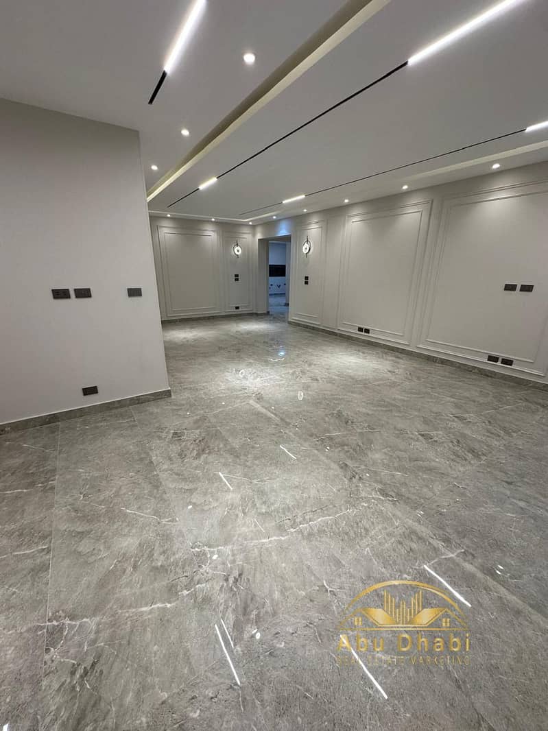 2 0ea75382-66a2-4412-bc83-6389d4826d6f. jpg