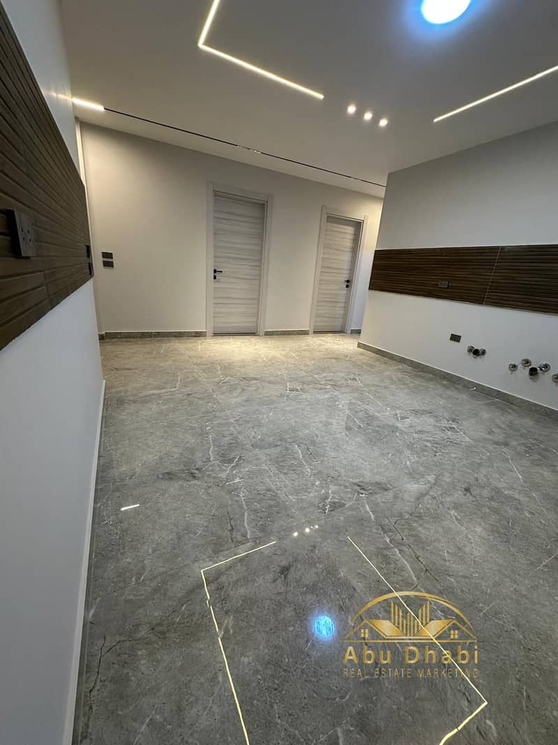 3 a23ca5dc-8a2d-4d69-8a2d-ef3ae7b7939c. jpg