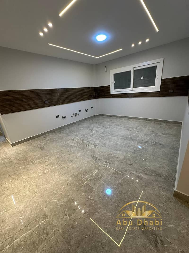 9 6e2cd016-820e-49c4-8f0e-ee2c2f7d0720. jpg