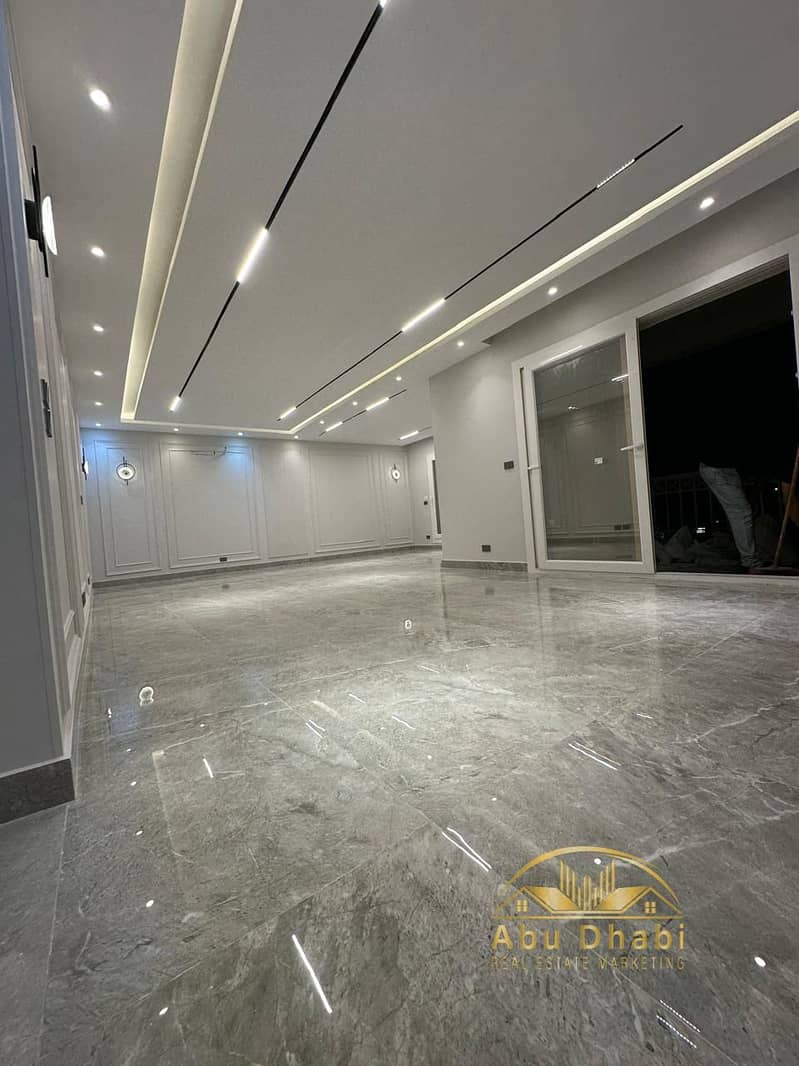 10 857c24aa-66e9-4803-803c-a6a0d26c6a13. jpg