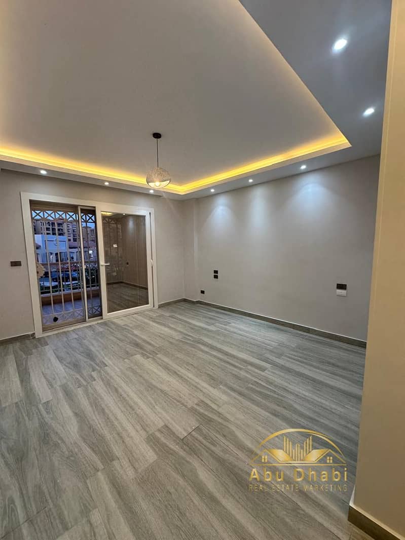 18 8583a765-3ac3-4a4a-92f0-0279a4866a00. jpg