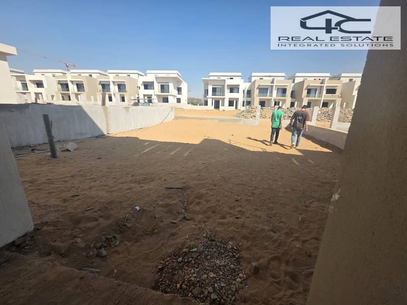 8 WhatsApp Image 2025-11-18 at 12.55. 04 PM (1). jpeg