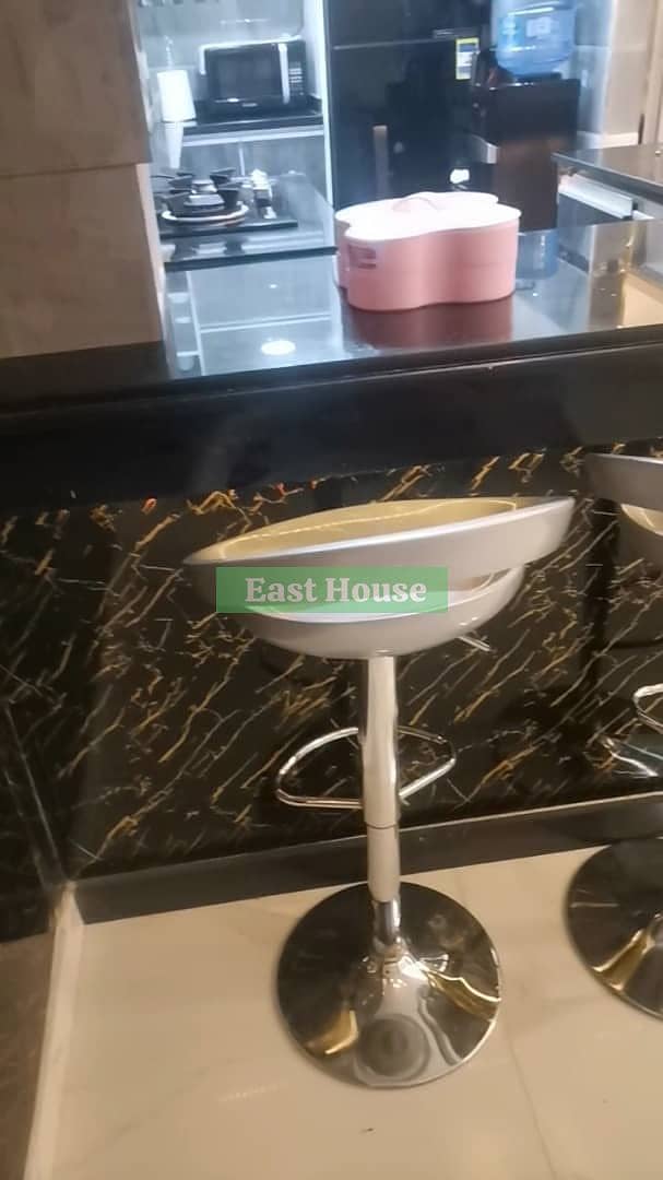 5 57a7eb8b-ce2a-48a0-8f14-e07fda817966. jpg