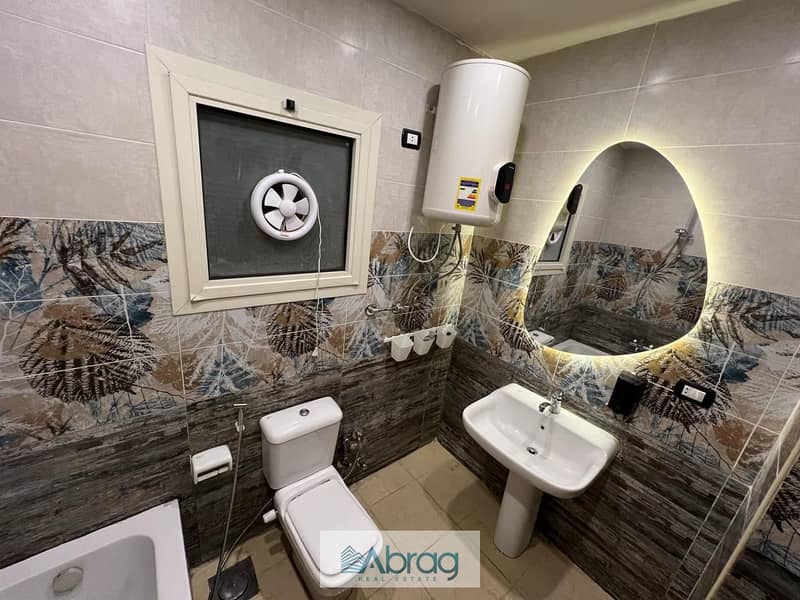 8 355ebe40-2944-4539-8afa-aecd1c19ff71. jpeg